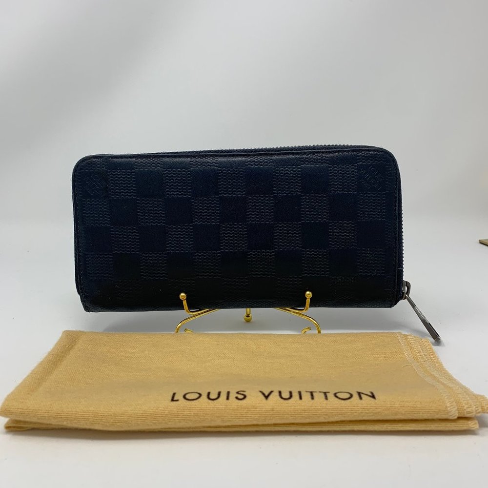 Louis Vuitton Zippy Wallet - Picture 3 of 12
